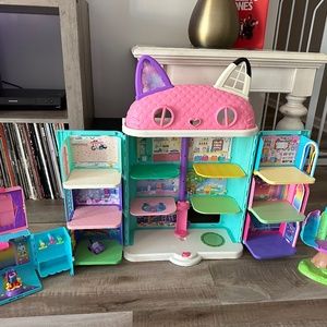 Gabby’s dollhouse